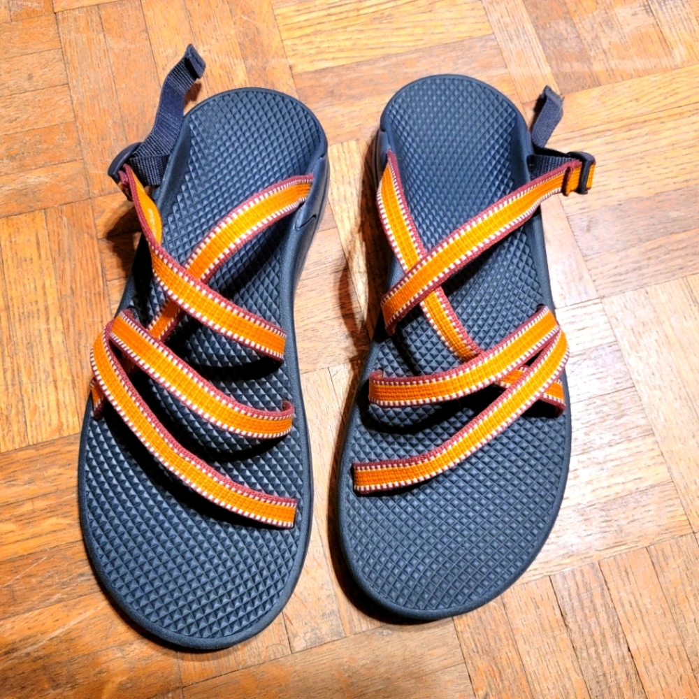 Chaco sandals size 6